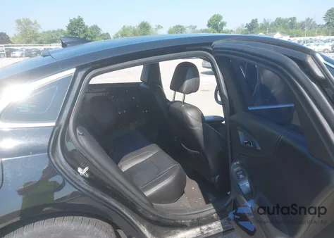 2016 Chevrolet Malibu 1Lt из США, поврежденный, VIN 1G1ZE5ST3GF347626